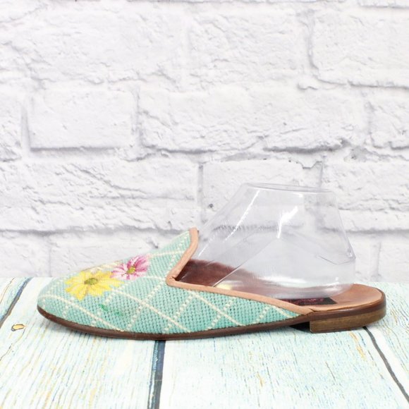 *Soles by Paige Blue Fabric Floral Needlepoint Mule Slide Sandals Size M - Picture 2 of 10